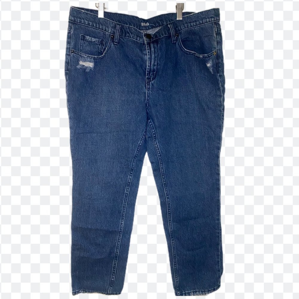 distressed boyfriend jeans